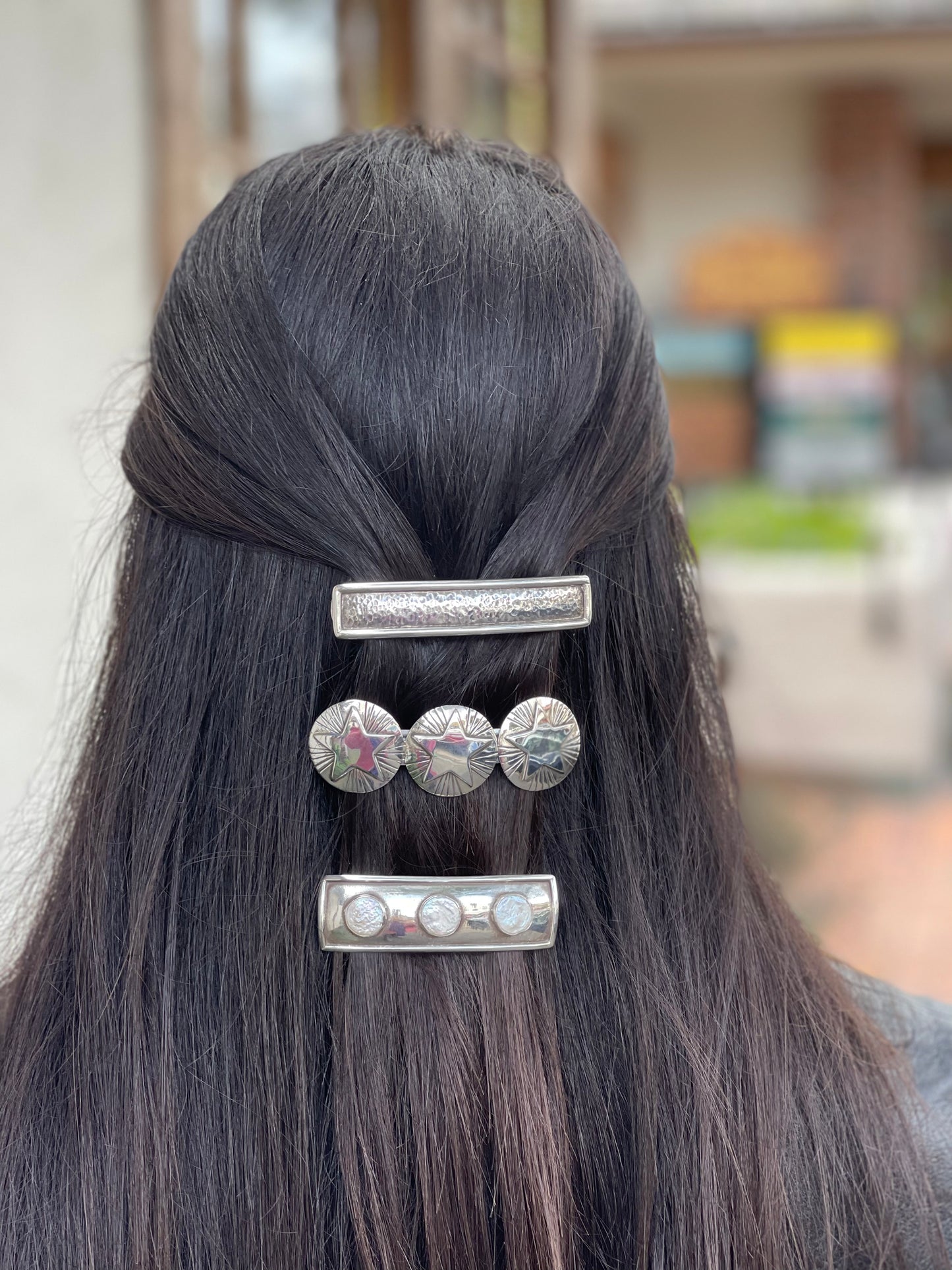CURVED BAR HAIR BARRETTE WITH STONES (H07)