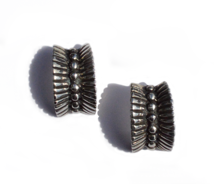 Pat Areias Sterling Silver Fan Earrings E372